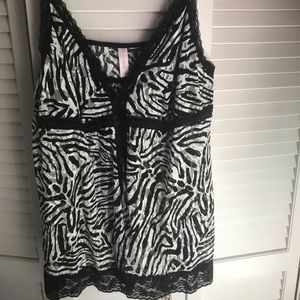 Blk and white lingerie top